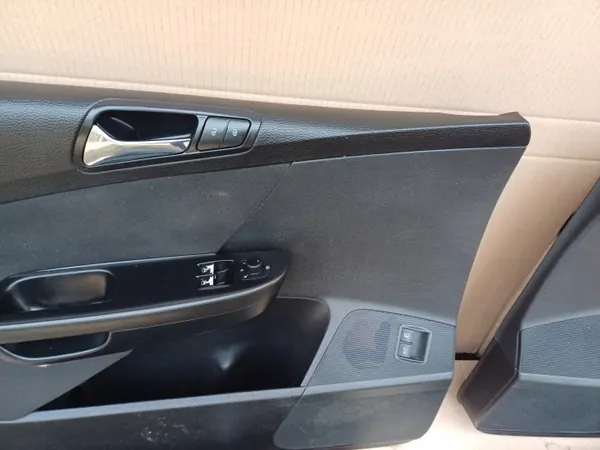 Dörrsidopaneler VW Passat B6 Kombi Set OEM image 6