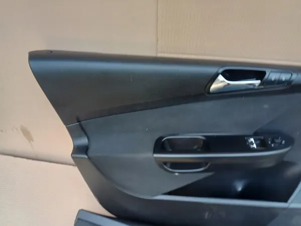 Dörrsidopaneler VW Passat B6 Kombi Set OEM image 7