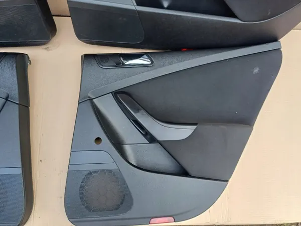Dörrsidopaneler VW Passat B6 Kombi Set OEM image 9