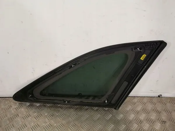 Vitre latérale arrière KIA Sorento OEM FBZ4019 image 3
