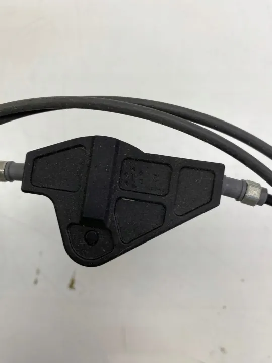 Toyota Auris bränsleluckskabel OEM auris linka image 4