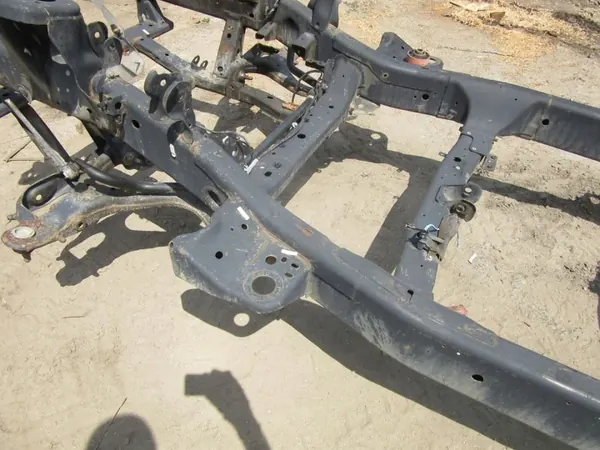 Rahmen Land Rover Discovery IV 2016 - Gebrauchtes OEM-Teil image 5