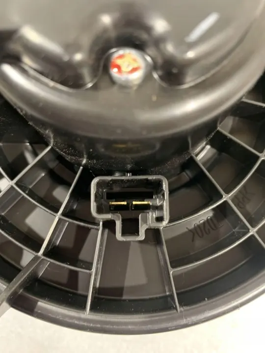 Mitsubishi OE Blazermotor OEM FBZ18474 - Gebruikt image 5