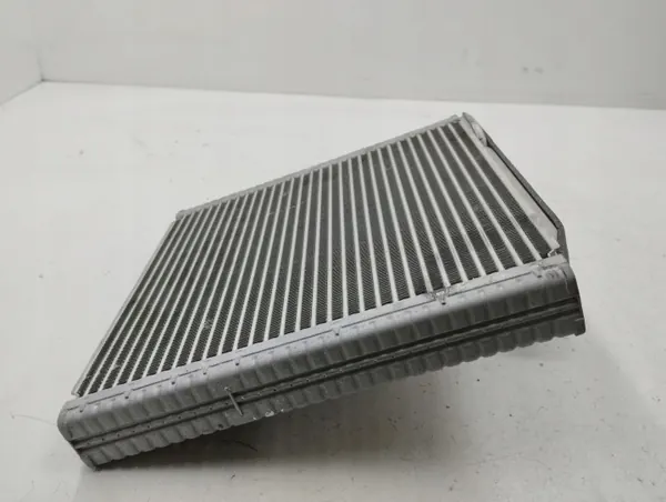 Hyundai i30 2013 A/C lämmitysydin OEM AMD81507 image 5