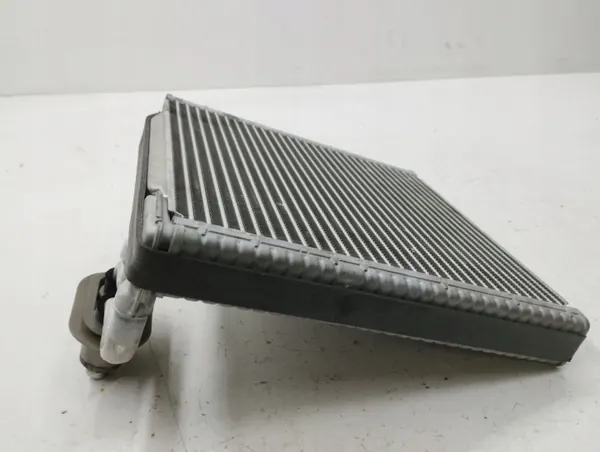 Hyundai i30 2013 A/C lämmitysydin OEM AMD81507 image 6