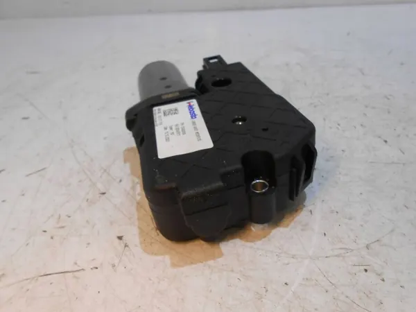 Moteur de toit ouvrant OEM 5TA877795 pour VW Polo 2G image 3