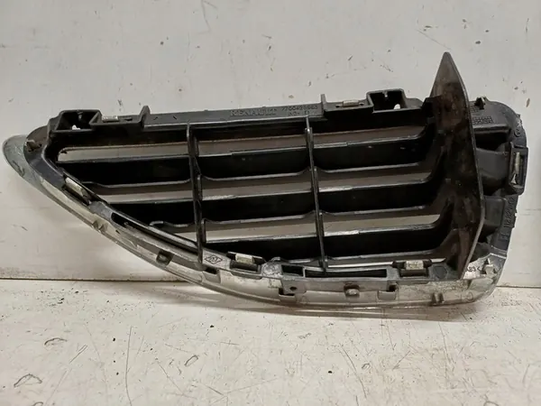 Griglia paraurti anteriore RENAULT MEGANE 1 I LIFT 7700428963 image 5