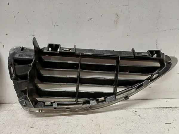 Griglia paraurti anteriore RENAULT MEGANE 1 I LIFT 7700428963 image 6