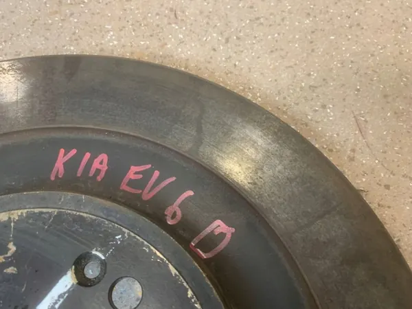 Taka jarrulevy OEM LPV13579 KIA EV6:lle image 4