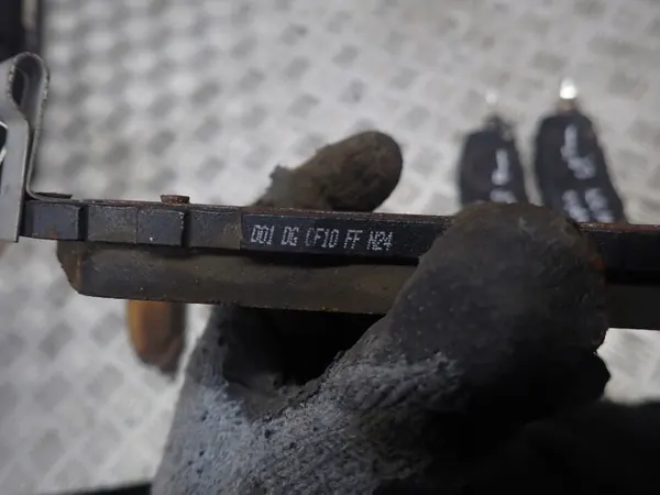 Jarrupalat Etuakseli OEM WFQRWFRFABC 17mm Ford Explorer ST image 4