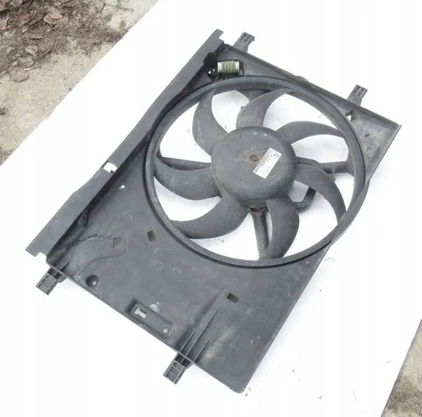 KYLARENS FLÄKT FIAT GRANDE PUNTO EVO 1.4 09-12 OEM 51797134 image 3