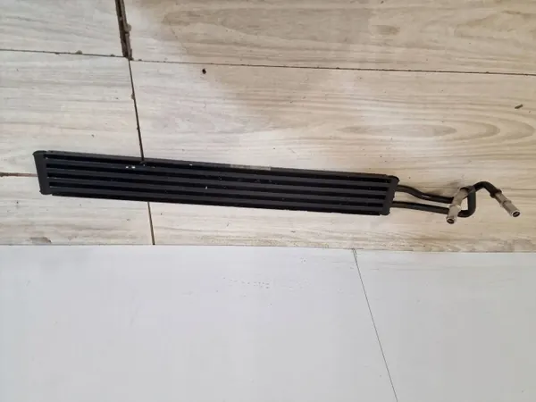 Porsche Oljekylare OEM 97034723902 - Begagnad image 2