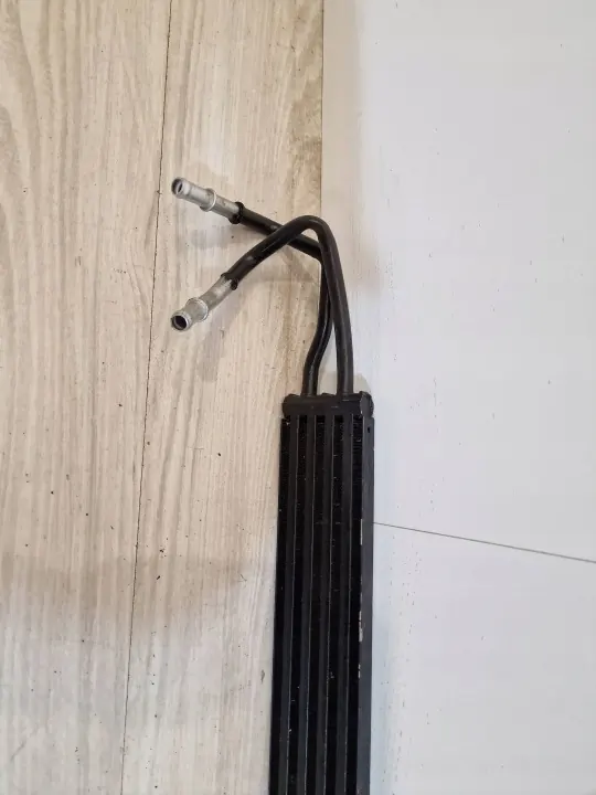Porsche Oljekylare OEM 97034723902 - Begagnad image 4