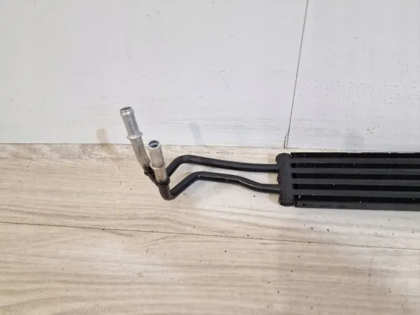 Porsche Oljekylare OEM 97034723902 - Begagnad image 7