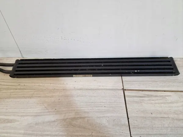 Porsche Oljekylare OEM 97034723902 - Begagnad image 8