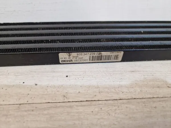 Porsche Oljekylare OEM 97034723902 - Begagnad image 9