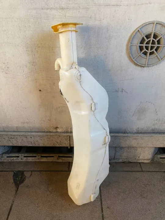 Ausgleichsbehälter OEM 0467759AB - Chrysler Town & Country V image 3