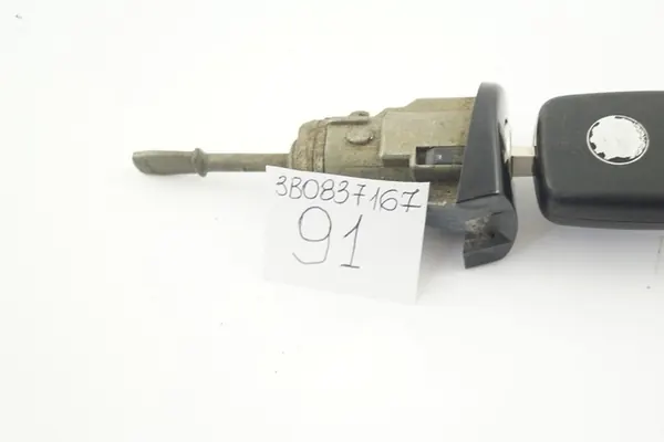 Vorderer linker Türschlosszylinder Skoda Superb 1 3B0837167 image 3