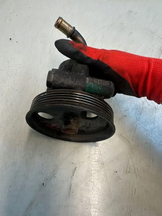 Renault Laguna II 1.6 Pompe de direction assistée OEM 231123 image 3