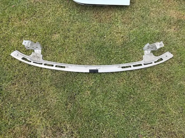 Tesla Model Y Frontstrebe OEM 1506688-00-A image 2
