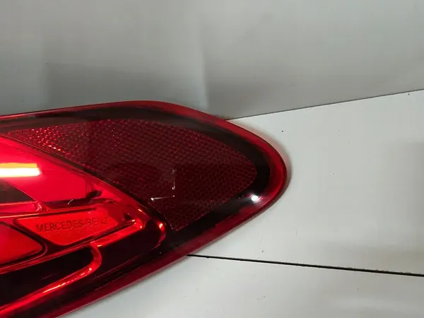 Rechter Achterlicht Mercedes C-Klasse W206 Sedan LED A2069062701 image 4