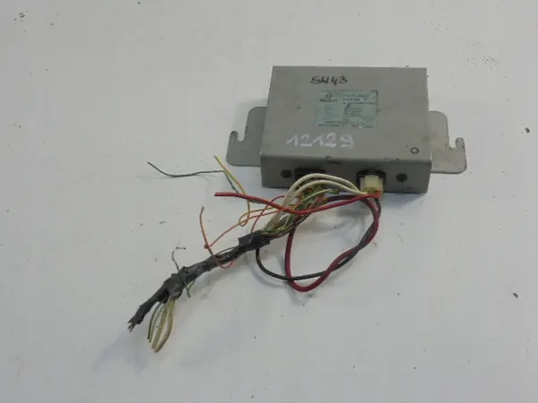 Module direction assistée Renault Twingo 8200090112 image 5