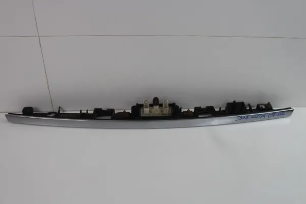 Puxador de porta-malas OEM 360212053 para Mercedes W204 Sedã image 2