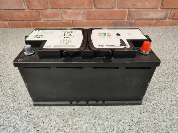 BMW OEM 9381776 AGM Akku 12V 92Ah Käytetty image 2