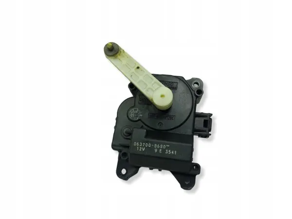 Lämmitysmoottori OEM 0637008680 Toyota Avensis T25 image 2