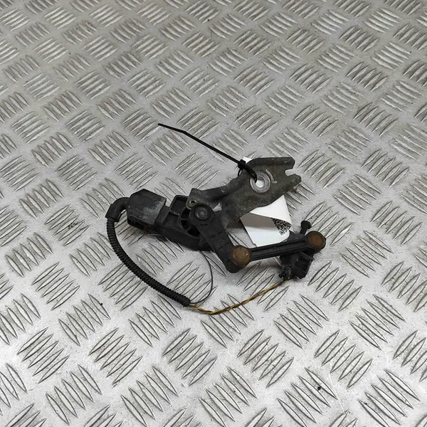 Sensor de nível dianteiro esquerdo AUDI Q7 (4L) 7L0616213D image 4