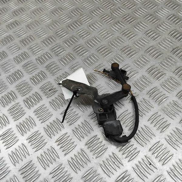 Sensor de nível dianteiro esquerdo AUDI Q7 (4L) 7L0616213D image 5