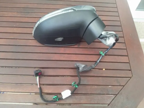 Oikea Peili VW PASSAT B8 2014> 7pin Alkuperäinen image 4