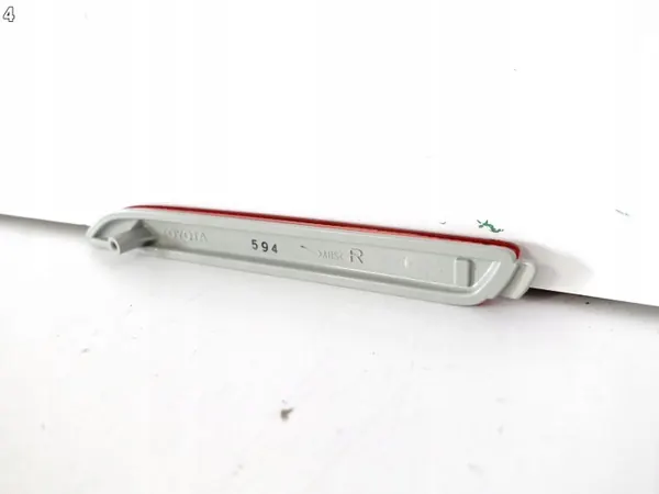 OEM 81910-48012 Takapuskurin Oikea Heijastinvalo image 5
