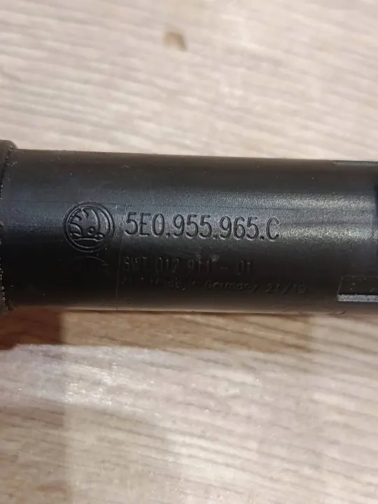 Skoda OE 5E0955965C Washer Nozzle Front Left image 7