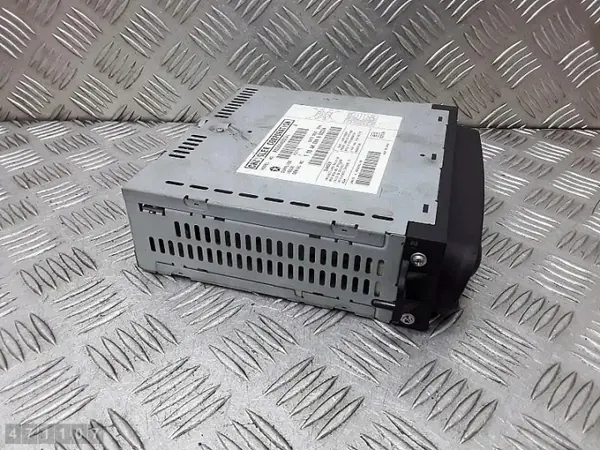 Chrysler Voyager IV CD-Wechsler P05064003AI image 3