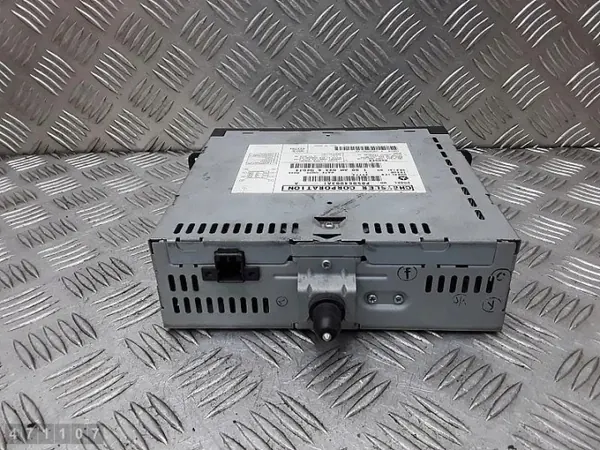 Chrysler Voyager IV CD-Wechsler P05064003AI image 4