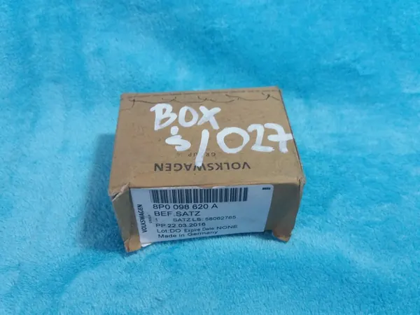 Kit de montagem de porta Audi 8P0098620A image 2