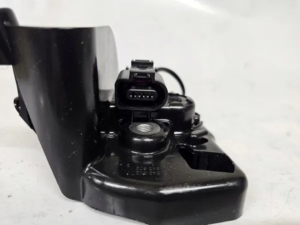 VW Transporter Skjutdörrslås 7E0843603D image 4