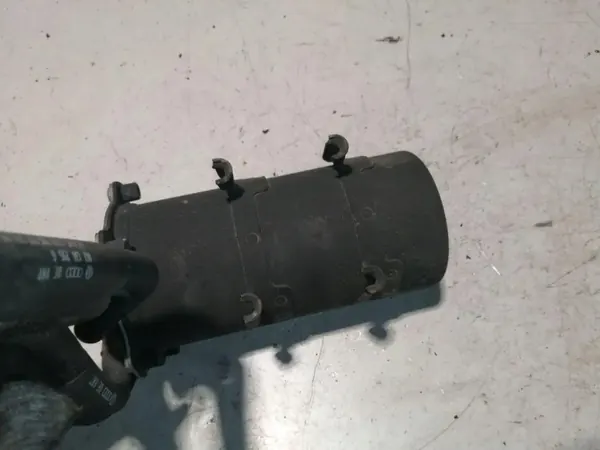 Bränslefilterhus OEM 1K0127400E för Skoda Octavia image 3
