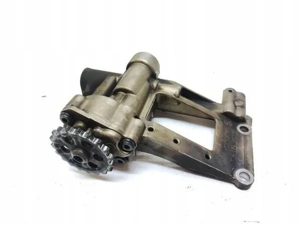 BMW Oljepump OEM 7792945 för E60 3.0 D image 2