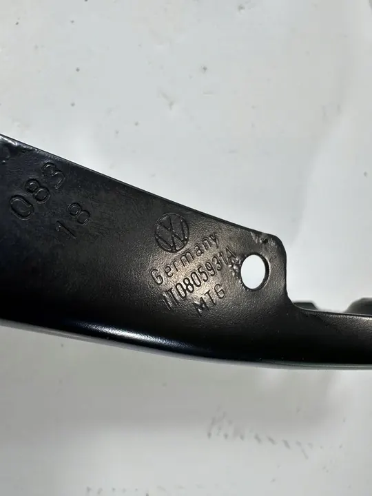 VW CADDY 2K5 Suporte de Cinto Frontal Direito image 3