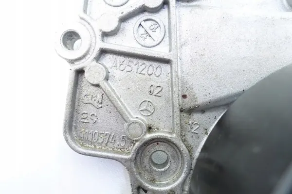 Bomba de agua OEM A6512000212 para Mercedes Sprinter image 3