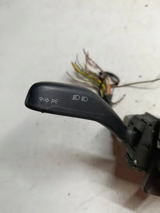 Combinatieschakelaar Volkswagen Polo OE 6Q0953513D image 2