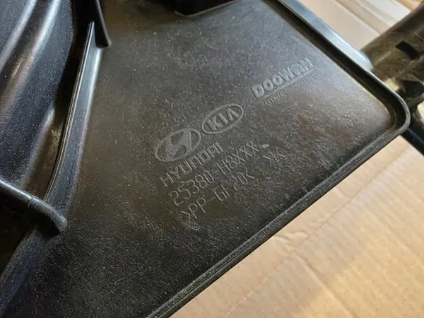 Ventilador Radiador Kia OEM 25380-H8XXX Stonic Rio image 4