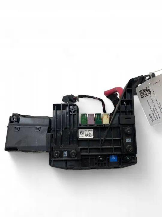 Fusible Relais Batterie Mercedes-Benz OEM A0009820123 image 5