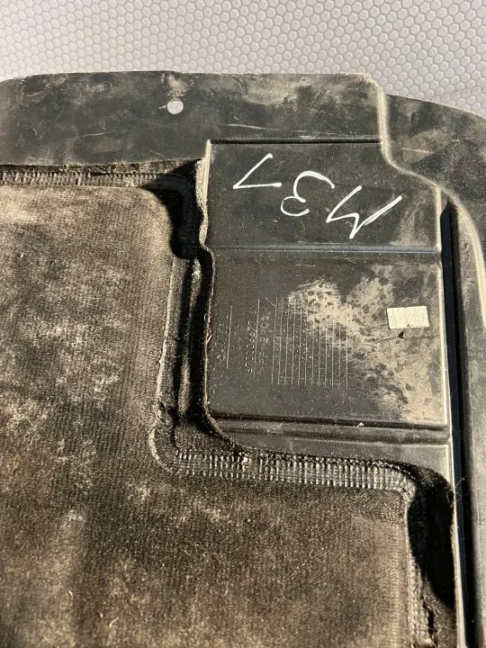 Framvänster stänkskärm OEM 670106677 - Maserati Levante image 5