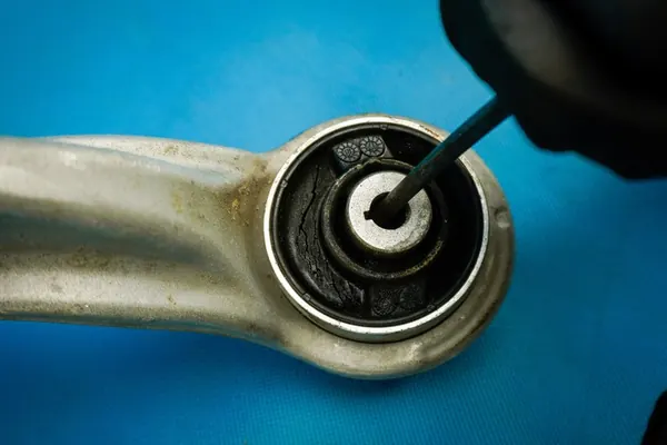 Braccio di controllo anteriore sinistro Audi A8 S8 4H 4H0407693F image 4