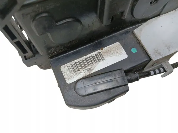 OEM 81310-1P000 Vänster Framdörrlås Kia Venga image 5