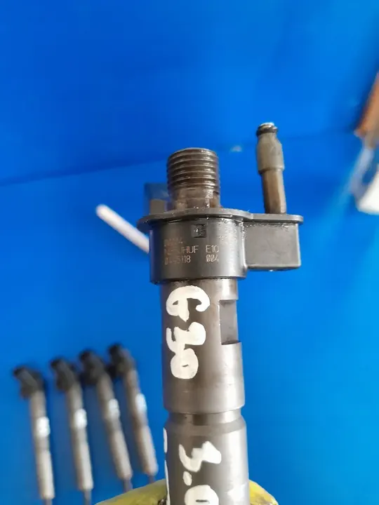 Iniettore carburante BMW 0445118004 image 2