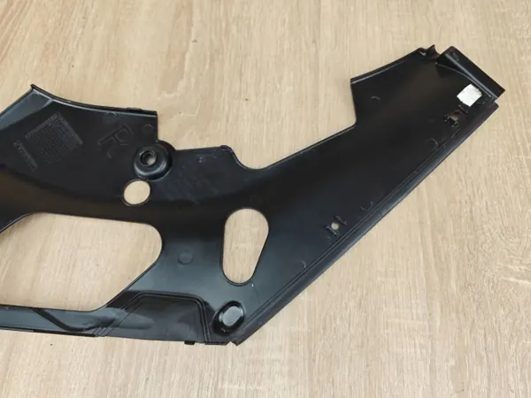 Strålkastartätning Höger Fram OEM 9883648 för BMW G26 image 5
